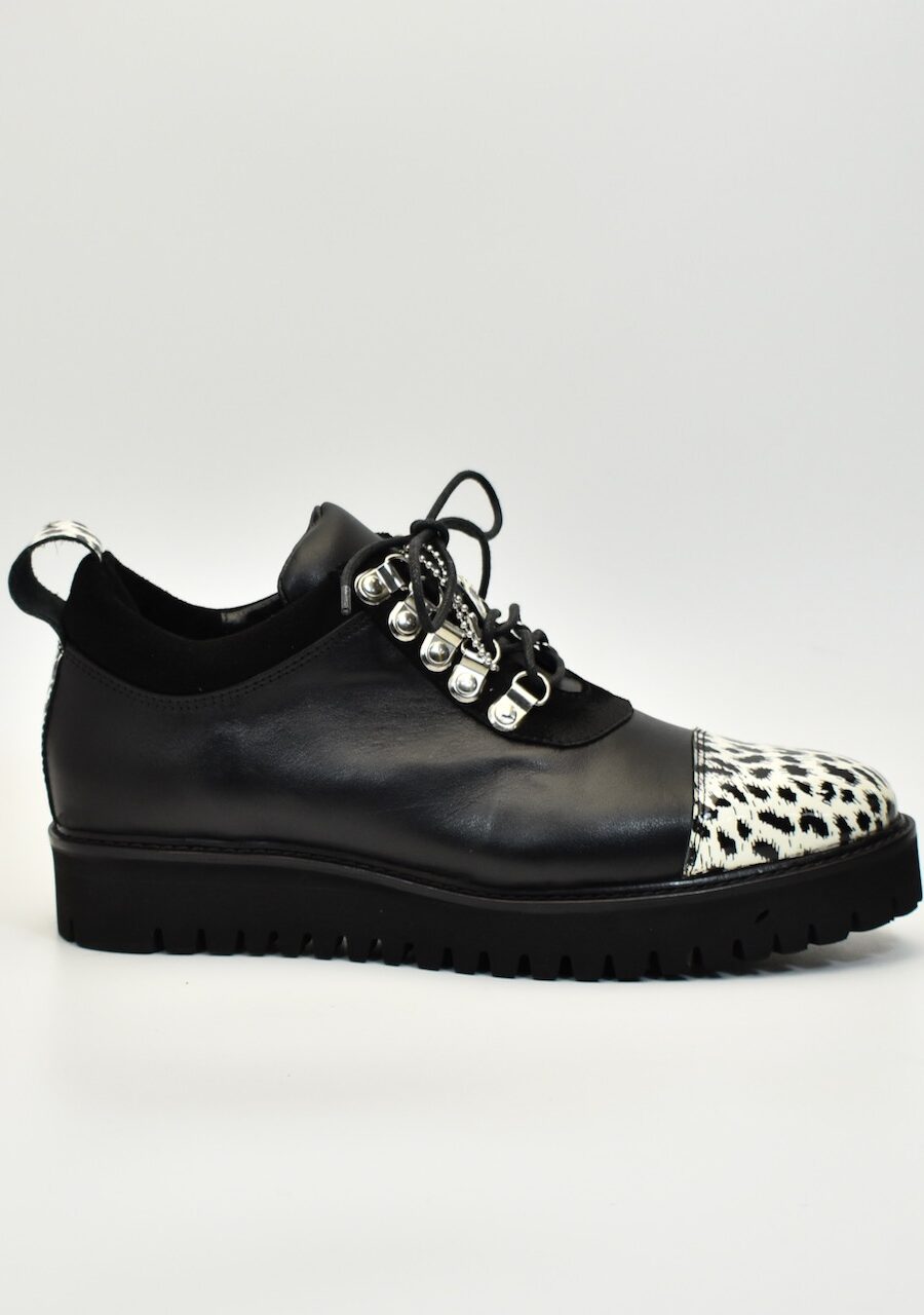 HAIKING - Black Leo (broj 38)