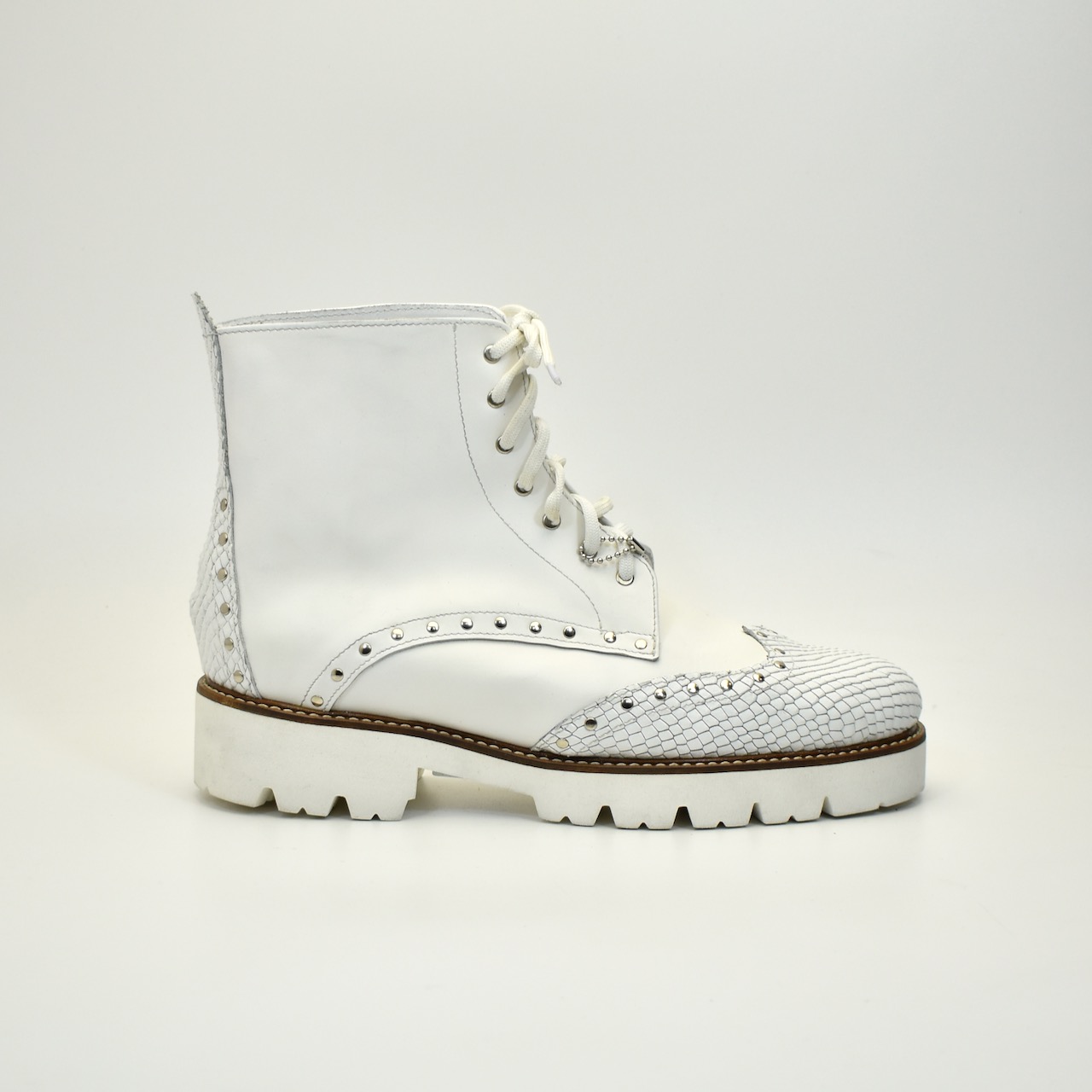 VANGUARD – Snow White (broj 41)